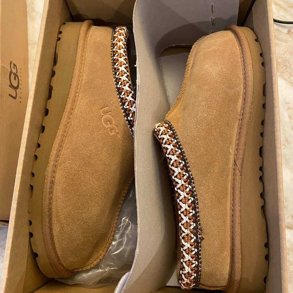 UGG Tasman kids size 3